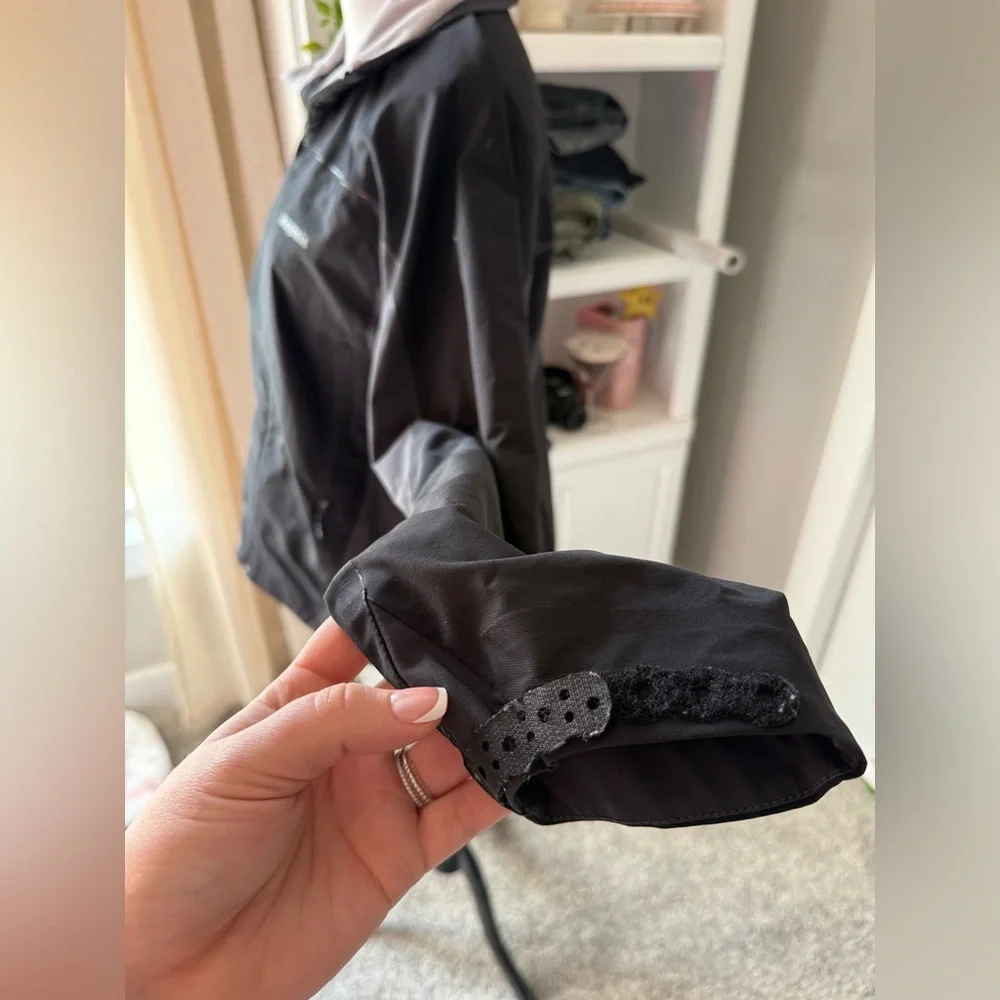 Patagonia Women’s Softshell Jacket Full Zip Black Gray Outdoor - Picture 5 of 10